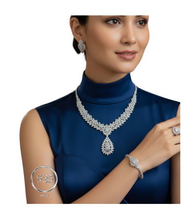 Elmas Kesim Elegant Motif Desenli Gümüş Set