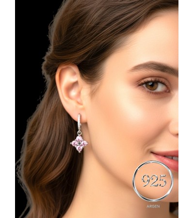 PEMBE ÇİÇEK FİGÜRLÜ ELMAS KESİM ZİRKONİA GÜMÜŞ KÜPE